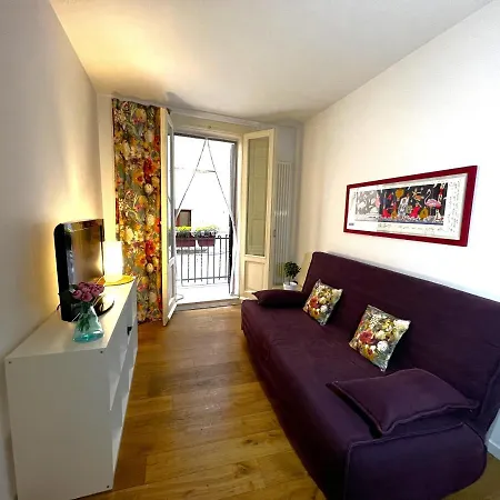 Palazzo Barone,nel Cuore Del Borgo Antico. Bari