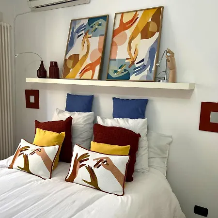 Palazzo Barone,nel Cuore Del Borgo Antico. Bari