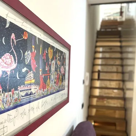 Appartamento Palazzo Barone,nel Cuore Del Borgo Antico. *