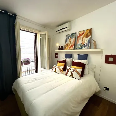 Palazzo Barone,nel Cuore Del Borgo Antico. *