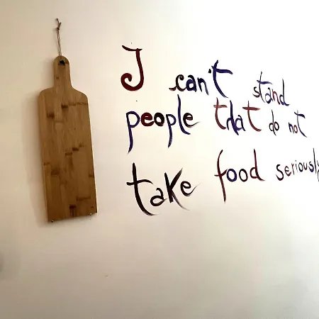 Palazzo Barone,nel Cuore Del Borgo Antico. Apartment *